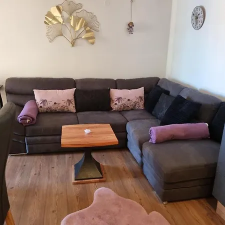 Karmen Apartmán *